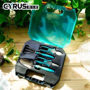 Compact 5-Piece Garden Set in Green Case